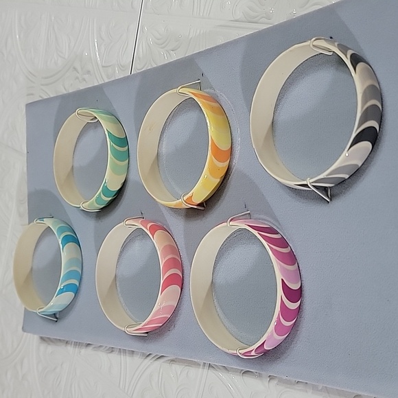 Vintage Jewelry - Cresent Design Multi-Color  Lucite Vintage Bracelets Set Of 5